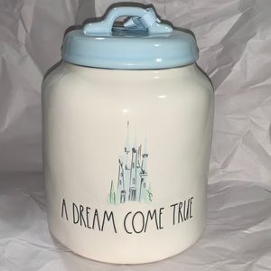 NWT Rae Dunn “A Dream Come True” Cinderella Disney Cookie Jar